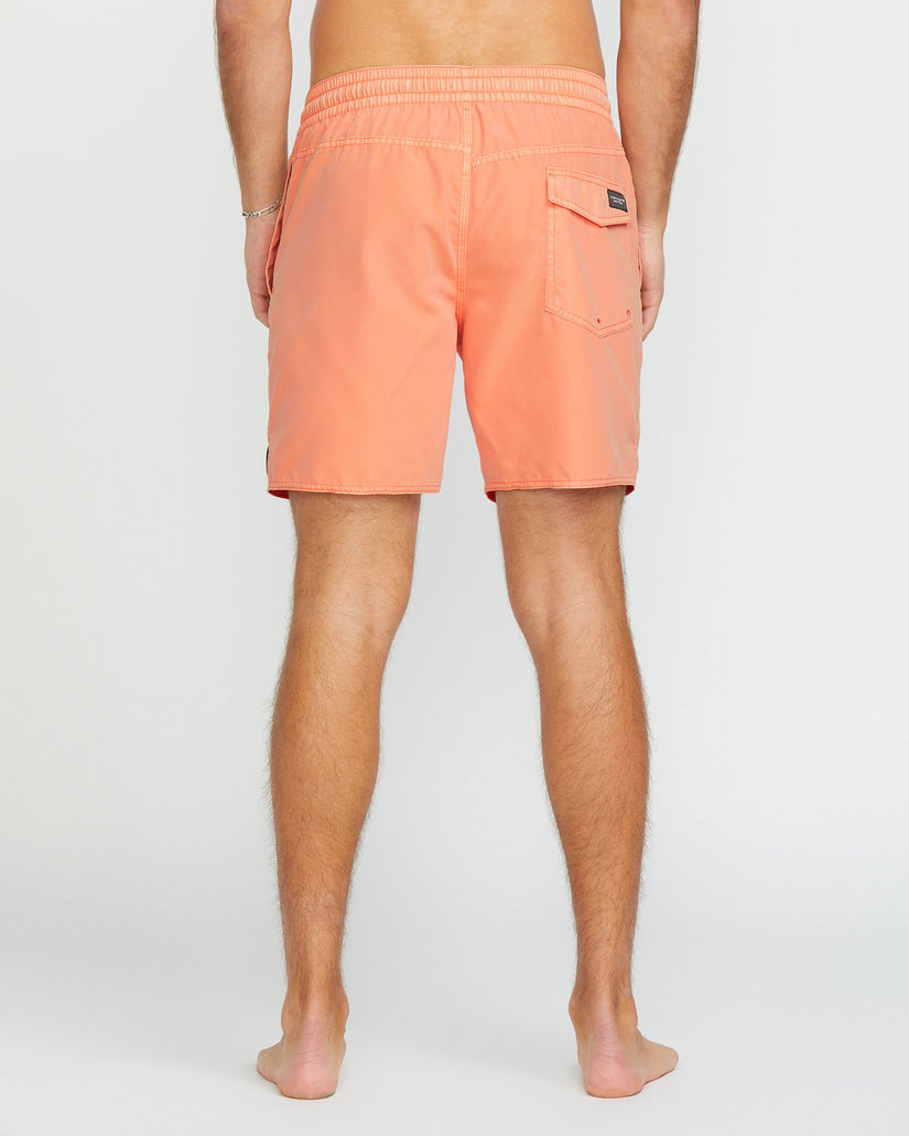 CENTER TRUNK 17