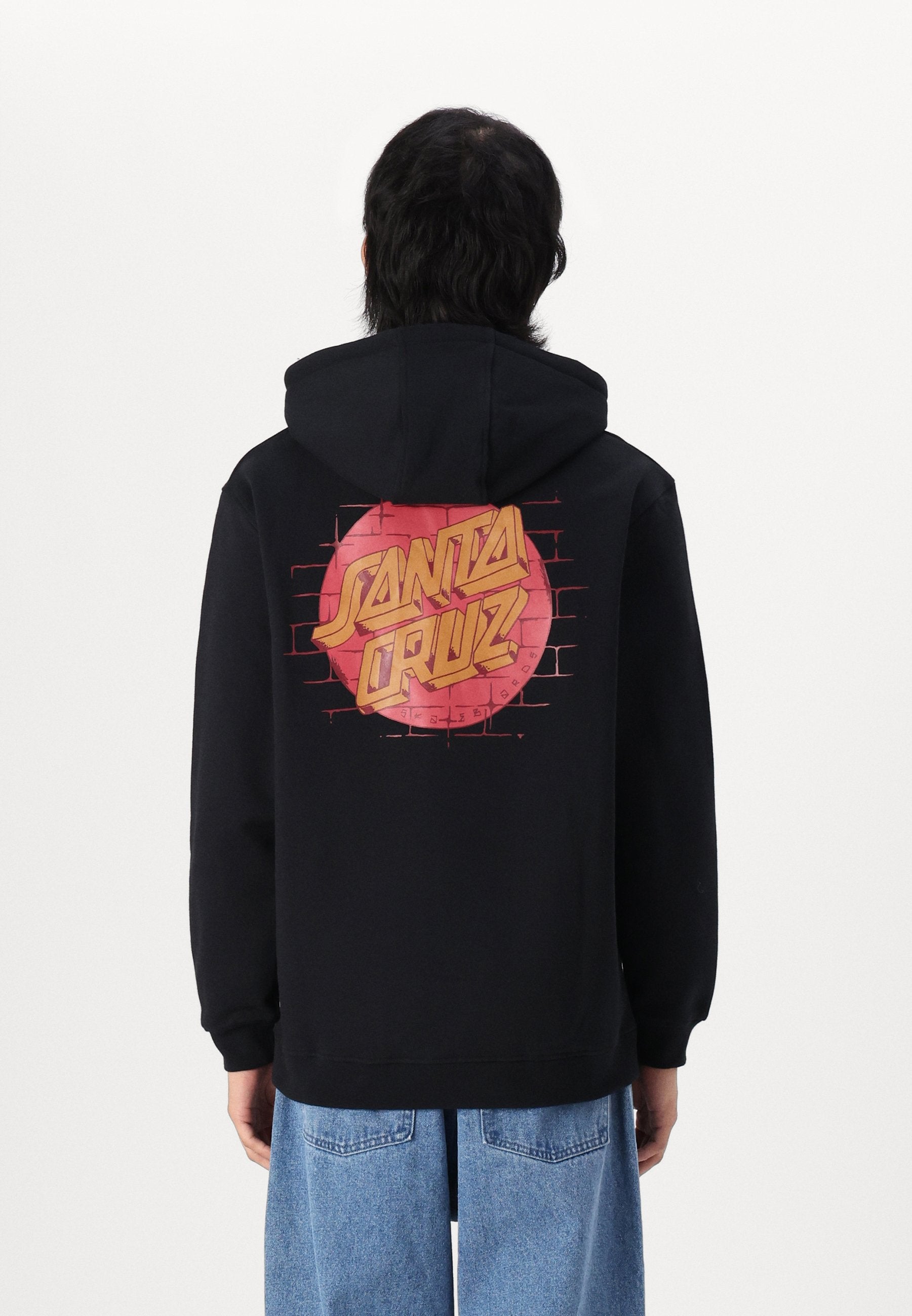 Scrawl Brick Dot Center