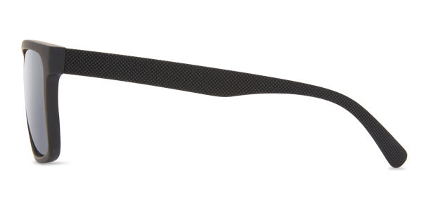 HULL POLARIZED
