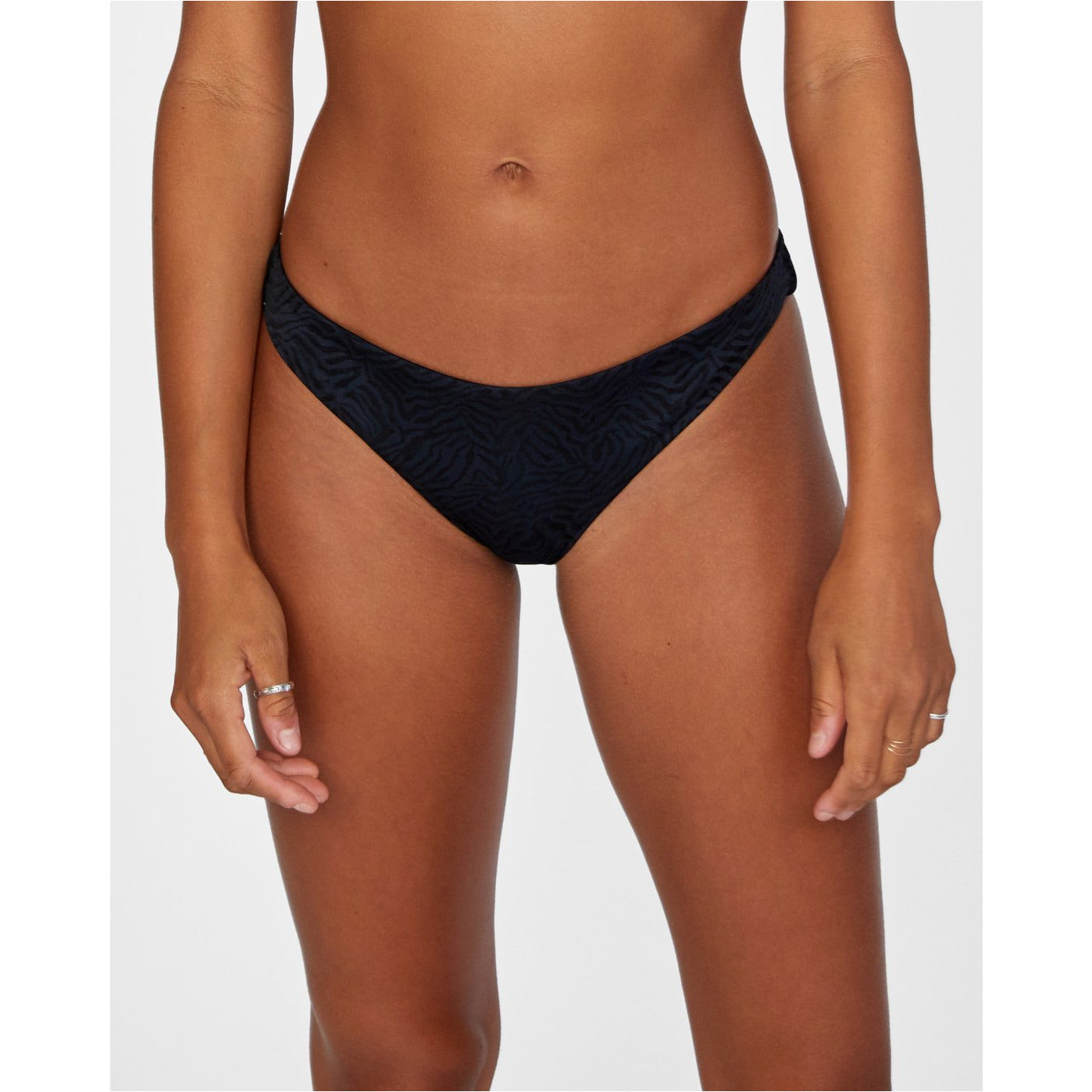 WILD MEDIUM (ქვედა)