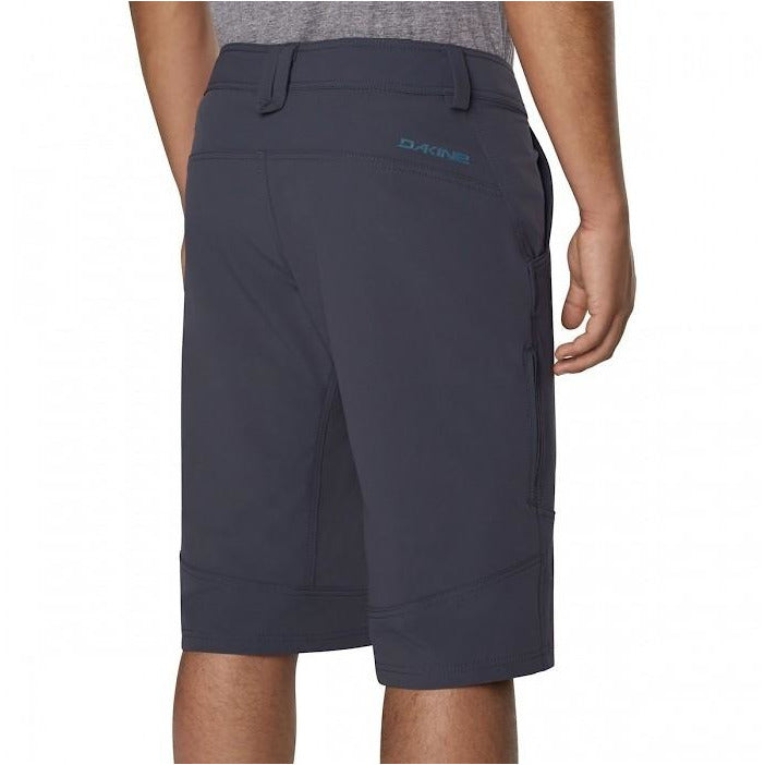 DROPOUT SHORT