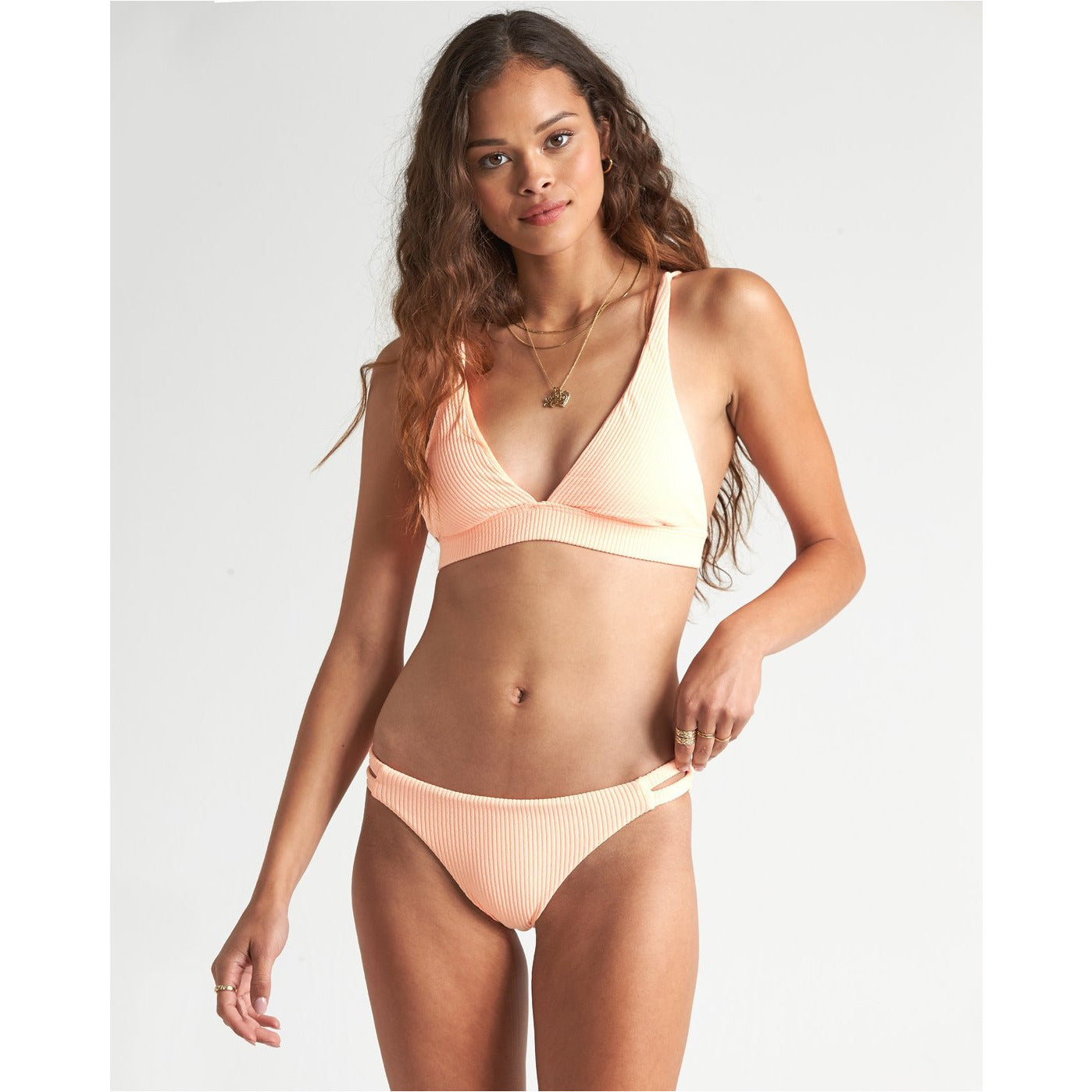 UNDER THE SUN HI TRI (ზედა)